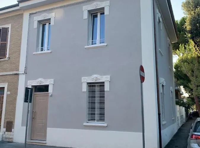 Esclusivo Appartamento In Villa Al Mare